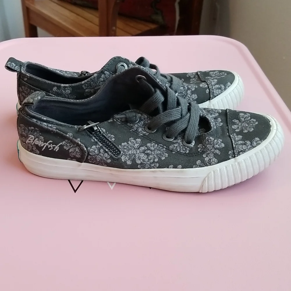 BLOWFISH Mod Floral Slip On Sneaker 6.5 Grey - Picture 7 of 9